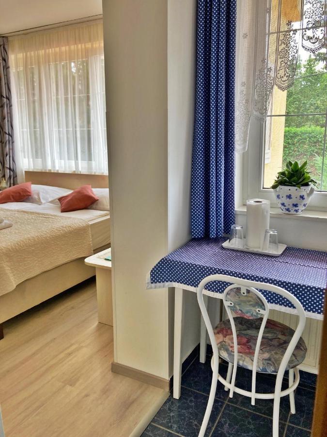 Hotel Penta Lux Tata Exteriör bild